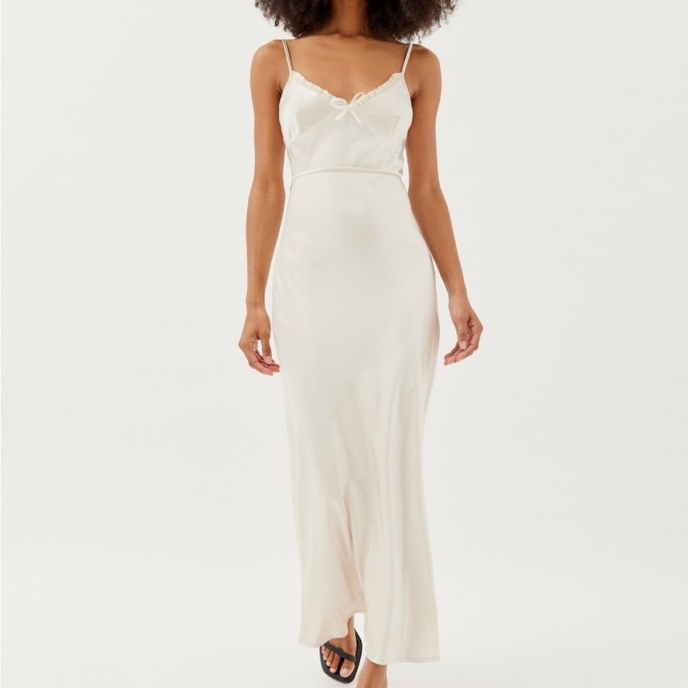 Motel Rocks Cream Maxi Dress - Picture 8 of 9